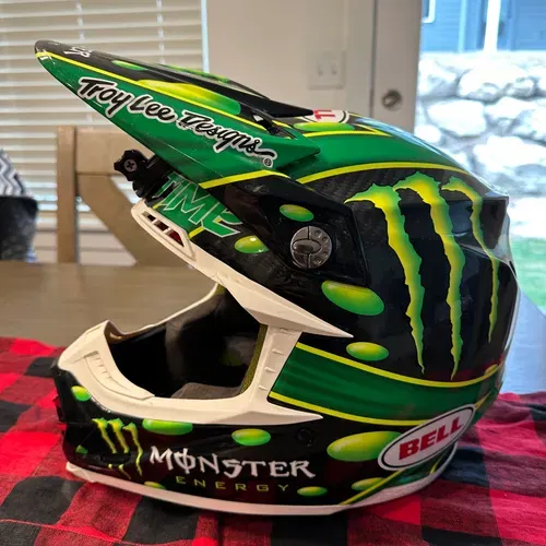 Bell Moto Carbon Flex Mc Replica Mx Locker