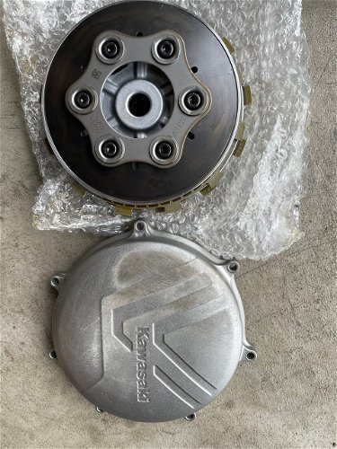 21-24 Kawasaki KX450 Clutch Assembly And Cover