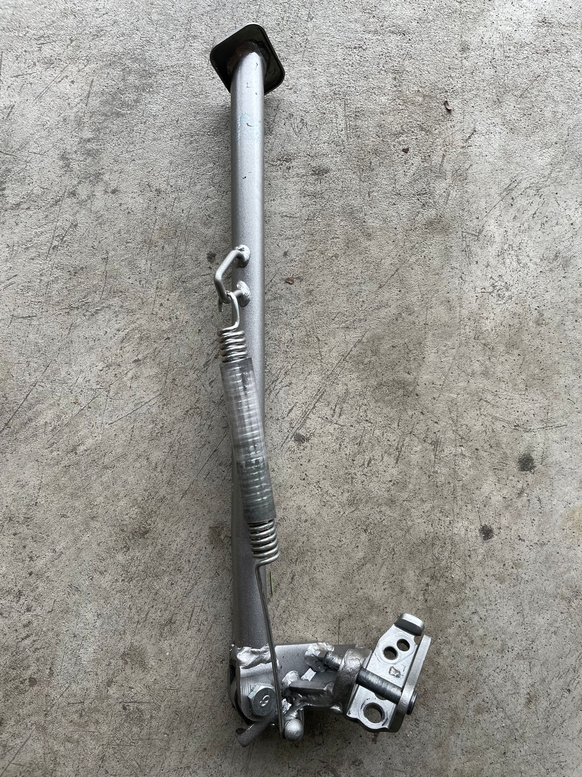 1924 Kawasaki KX250 & 450 Kickstand