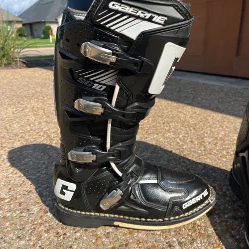 Gaerne SG10 Boots - Size 10