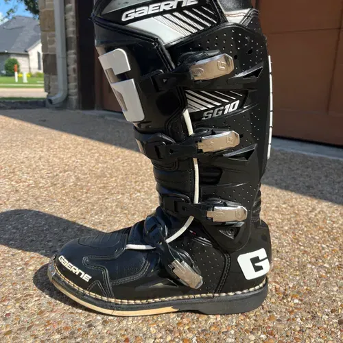 Gaerne SG10 Boots - Size 10