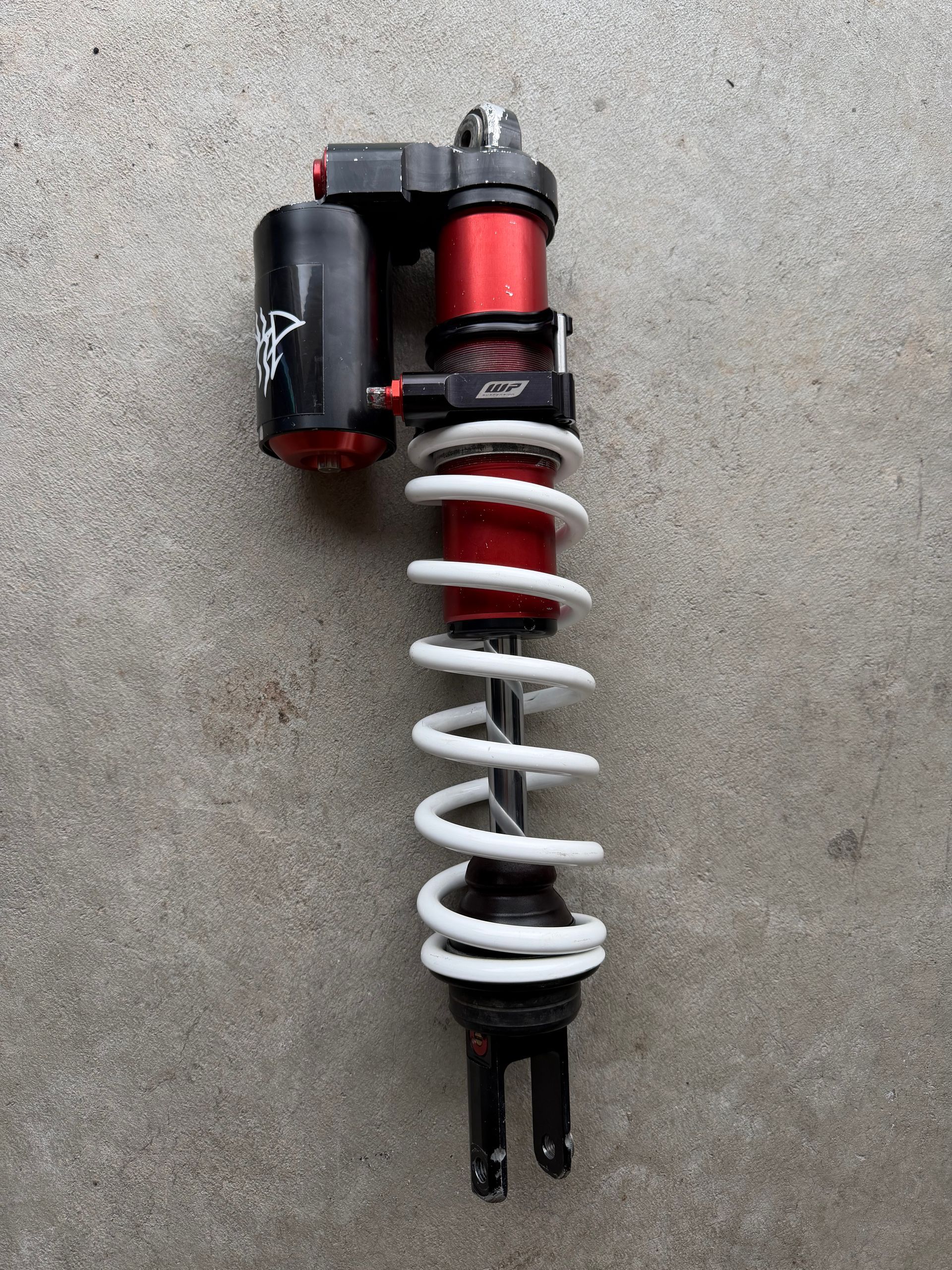 WP Cone Valve Fork & Trax Shock