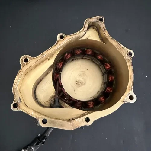 98-99 Yz400f E Line Stator, Cover And Flywheel