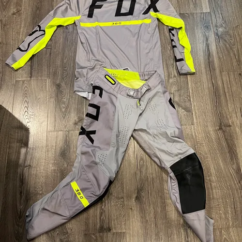 Fox Racing Gear Combo - Size M/30