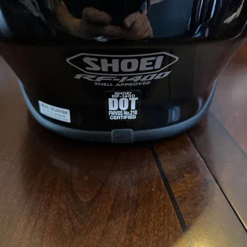 Shoei Rf-1400 Gloss Black Size Small 