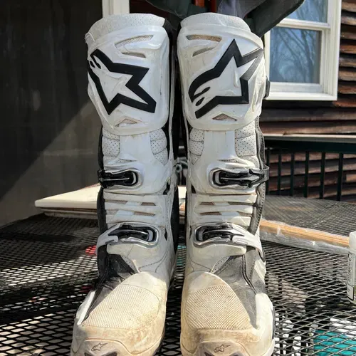Alpinestars Tech 10 Super vented 