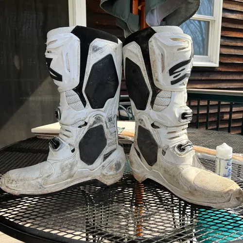 Alpinestars Tech 10 Super vented 