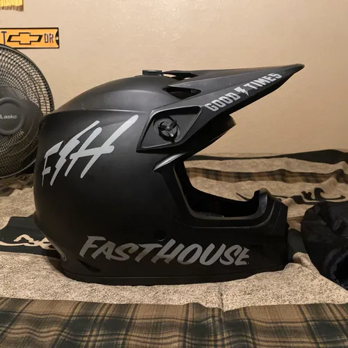 Bell Moto Helmet-Fasthouse