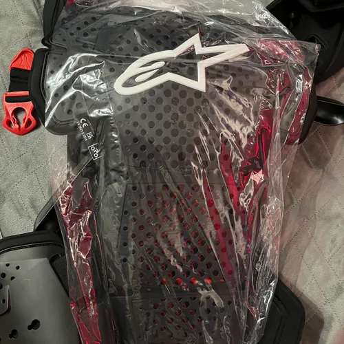 Alpinestars A-10 Roost Guard V2 Black/Red MD/LG