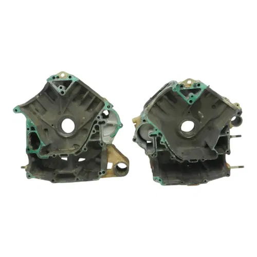 2006 CAN-AM OUTLANDER 800 CRANKCASE 420684553 420685317