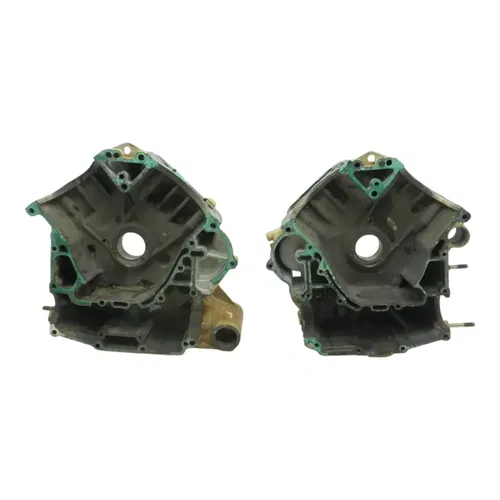2006 CAN-AM OUTLANDER 800 CRANKCASE 420684553 420685317