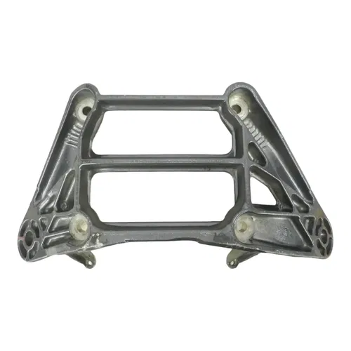 1997 YAMAHA WAVEVENTURE 1100 ENGINE MOUNT REAR UPPER BRACKET 63M-21425-00-94