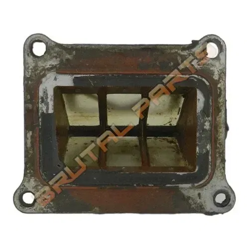 1982 SUZUKI RM125 OEM INTAKE REED CAGE BLOCK ASSEMBLY 13150-14110