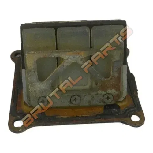 1982 SUZUKI RM125 OEM INTAKE REED CAGE BLOCK ASSEMBLY 13150-14110