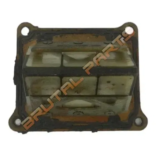 1982 SUZUKI RM125 OEM INTAKE REED CAGE BLOCK ASSEMBLY 13150-14110