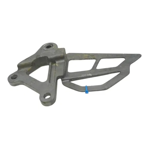 1996 KAWASAKI NINJA ZX6R LEFT FOOTPEG BRACKET 35011-1552