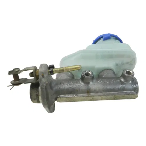2004 KUBOTA RTV900 BRAKE MASTER CYLINDER  K7567-43150 K7561-43150