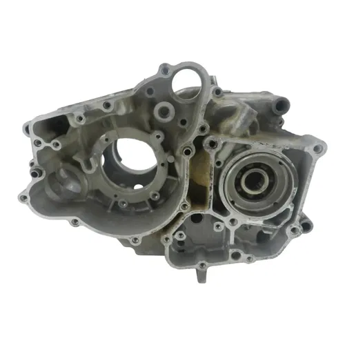 1998 KAWASAKI BAYOU 220 KLF220A OEM CRANKCASE CRANKCASE 14001-5323