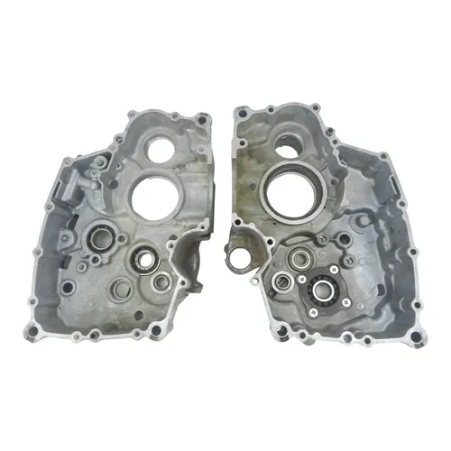 1998 KAWASAKI BAYOU 220 KLF220A OEM CRANKCASE CRANKCASE 14001-5323