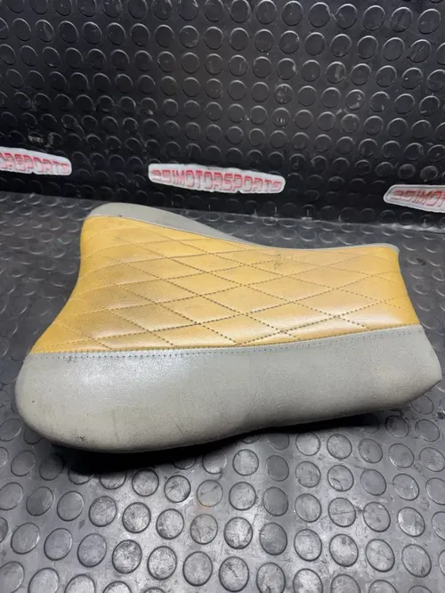 2007 2008 SUZUKI GSXR1000 FRONT DRIVERS SEAT SADDLE GREY SILVER  GSXR 1000 07 08