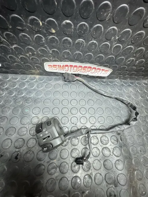 04-10 KAWASAKI NINJA ZX10R 07-12 ZX6R LEFT CONTROLS SWITCHES HEADLIGHT HORN