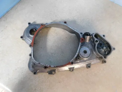 02 03 04 05  Honda CRF450R Right Crankcase Outer Clutch Cover W/ Water Pump