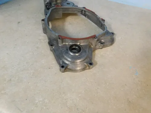 02 03 04 05  Honda CRF450R Right Crankcase Outer Clutch Cover W/ Water Pump