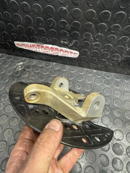 Right Driver Front Spindle Steering Knuckle 2006 Suzuki Quadracer 450 LTR450  07