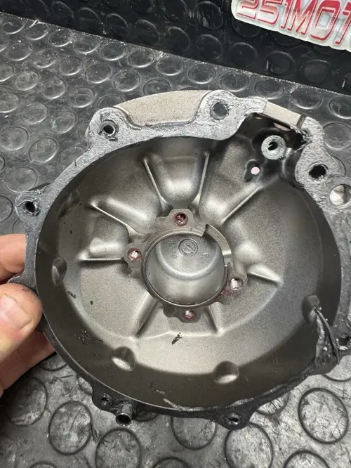 11-15 KAWASAKI NINJA ZX10R STATOR MAGNETO ALTERNATOR GENERATOR COVER