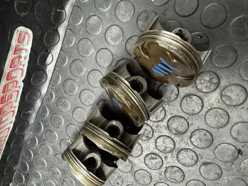 08-20 YAMAHA YZF R6 OEM CONNECTING ROD PISTON SET