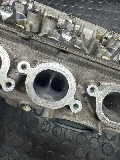 2007 06-07 Suzuki GSXR 600 GSXR600 Cylinder Head  Camshaft Buckets Cam Valves