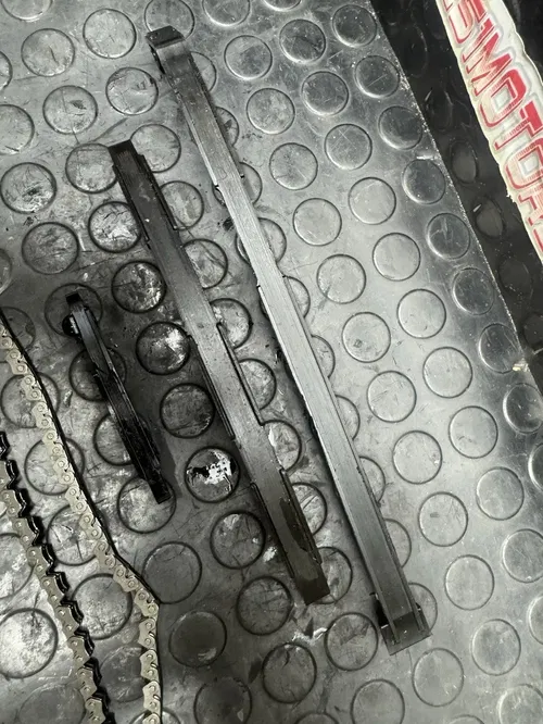 2011-2014 KAWASAKI NINJA ZX10R OEM CAM CHAIN WITH GUIDES