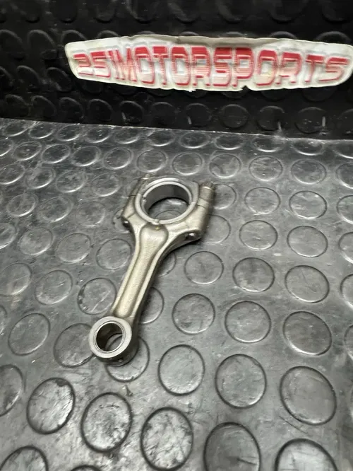2006 - 2009 Suzuki GSXR 600 Engine Connecting Rods 12160-01H10 2