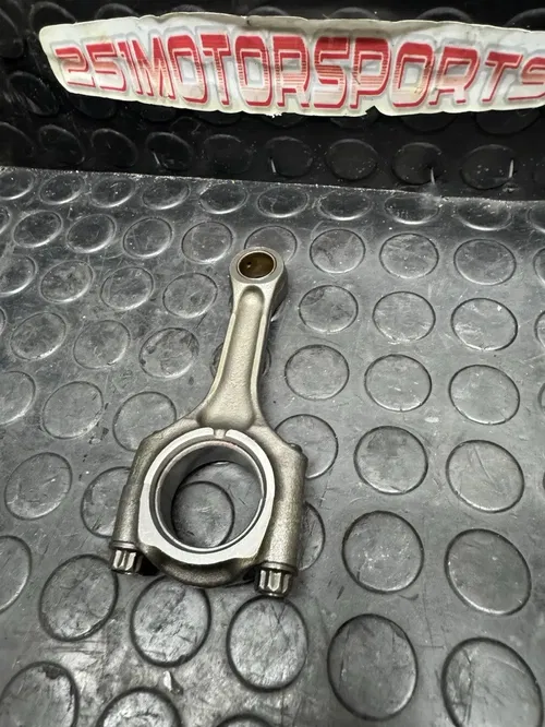 2006 - 2009 Suzuki GSXR 600 Engine Connecting Rods 12160-01H10 4