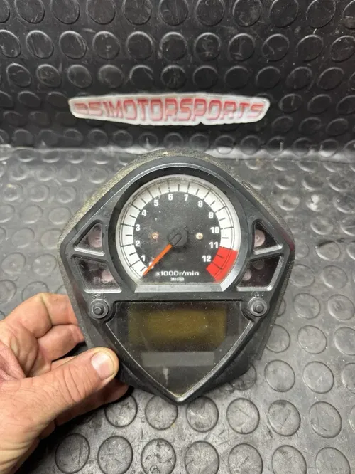 03 03-06 SUZUKI SV650 SPEEDO SPEEDOMETER DISPLAY GAUGES CLUSTER TACH 21k Miles