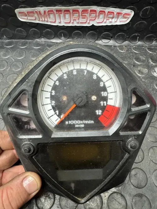 03 03-06 SUZUKI SV650 SPEEDO SPEEDOMETER DISPLAY GAUGES CLUSTER TACH 21k Miles