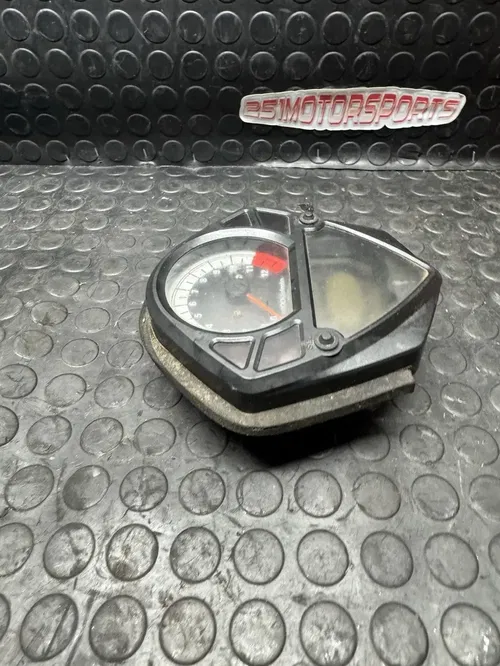 03 03-06 SUZUKI SV650 SPEEDO SPEEDOMETER DISPLAY GAUGES CLUSTER TACH 21k Miles