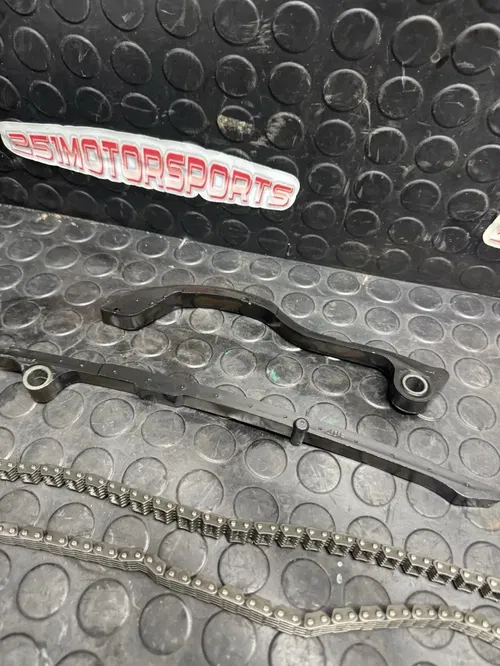 2005 2006 SUZUKI GSXR 1000 OEM CAM CHAIN WITH GUIDES 12760-40F01 12771-40F01