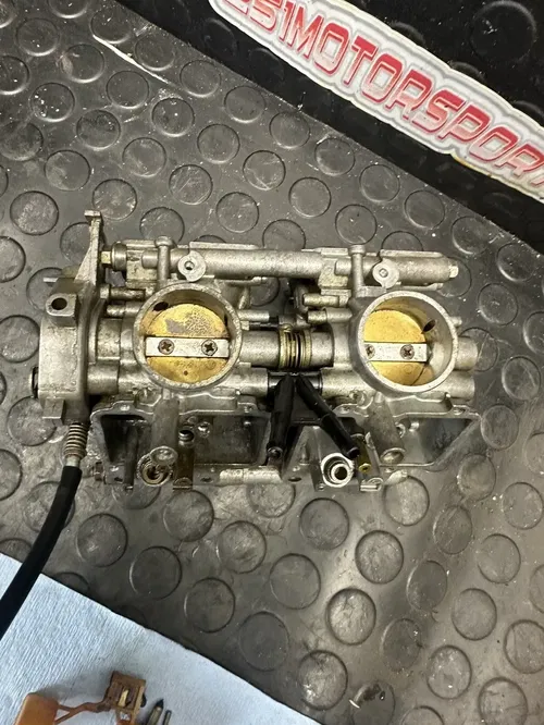 2006 Kawasaki KFX700 Kfx 700 Carburetors Carbs.        In Good Condition