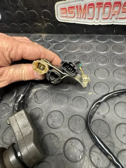 2005 HONDA CRF250R OEM CDI ECU COMPUTER Flywheel Stator  WIRING HARNESS COIL
