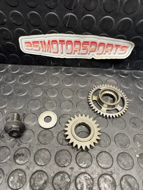 2004 HONDA CRF 450R IDLE & PRIMARY GEAR Bolt  Washer CRF450 450R