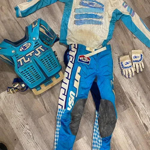 Vintage 1988 JT Racing Gear 