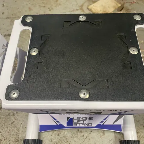 Lift Stand 