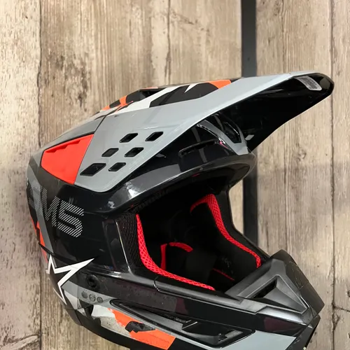 Alpinestars Helmets - Size M