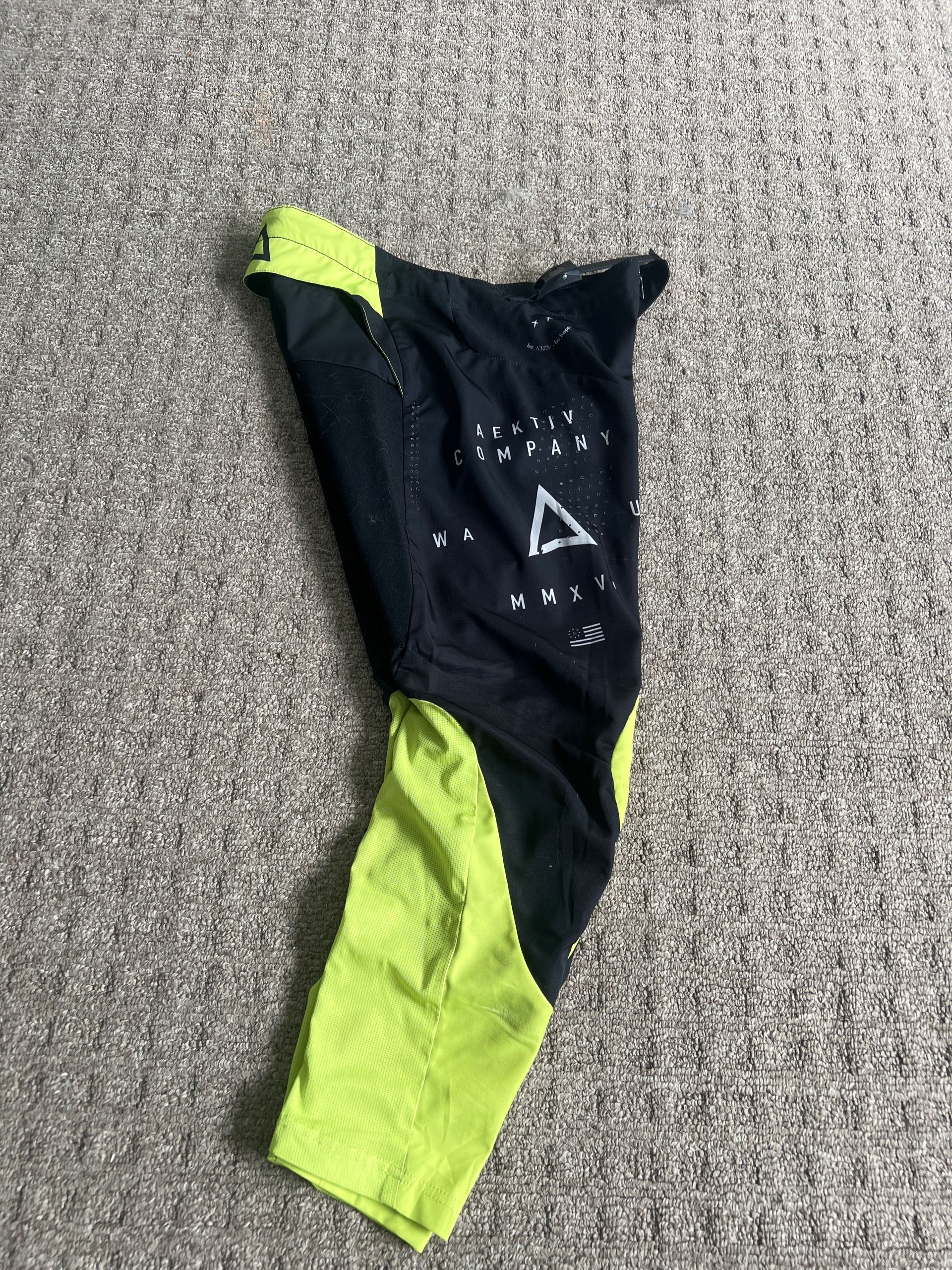 Aektiv Pants