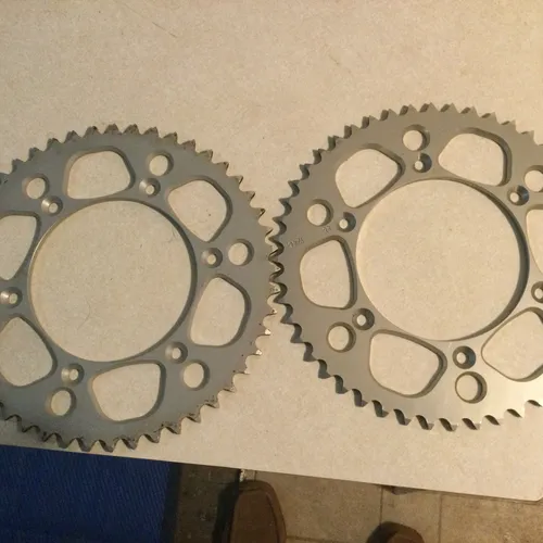2 48 tooth sprockets 
