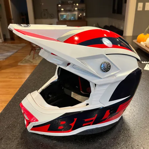 Bell Moto 10 RENEGADE MATTE/GLOSS BLUE/RED