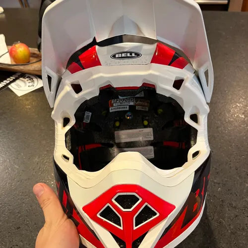Bell Moto 10 RENEGADE MATTE/GLOSS BLUE/RED