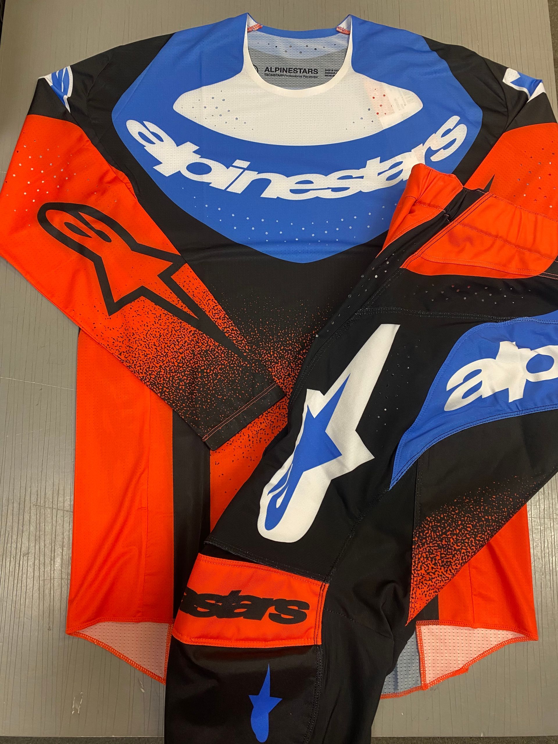 Alpinestars Techstar Knif Gear Set Orange/Black 
