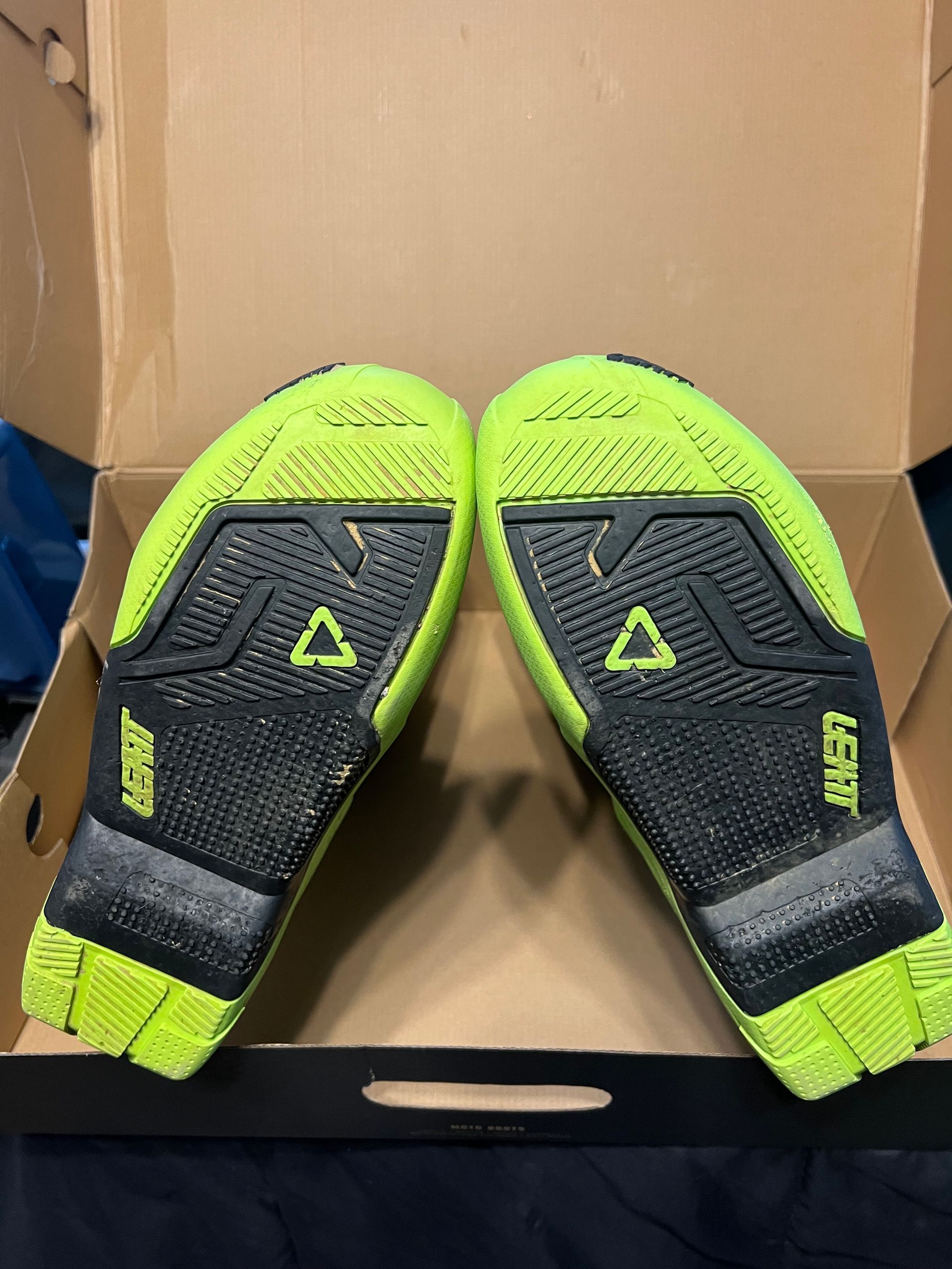 Leatt 5.5 FlexLock - Size 10 - Lime